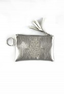 Pochette argent main de Fatma