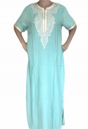 Djellaba femme vert d'eau avec broderies et brillants