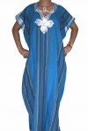 Mujer chilaba azul Rabat