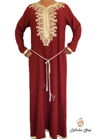 Djellaba femme rouge broderies blanches et perles