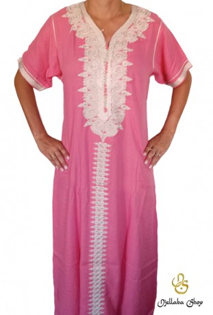 Djellaba femme rose broderies blanches et strass